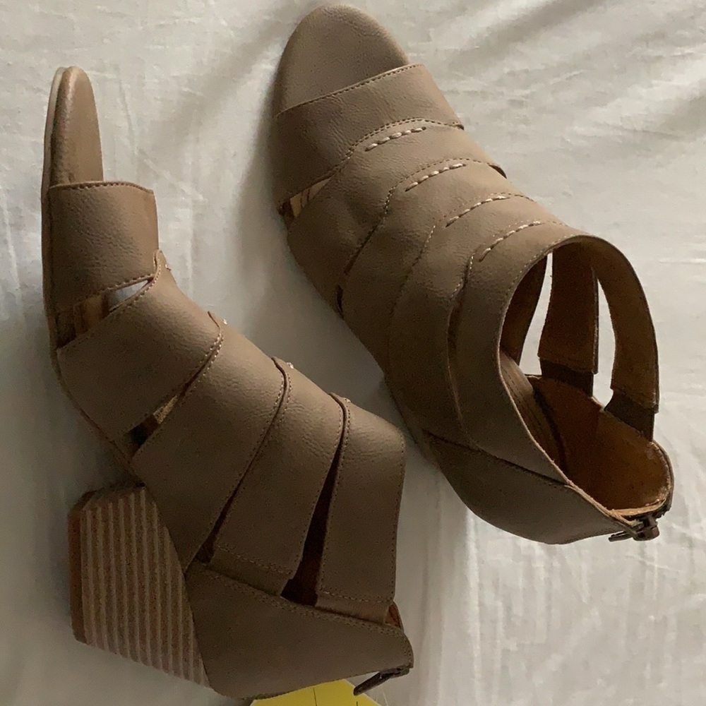Natural Soul Dori Sandal/booties